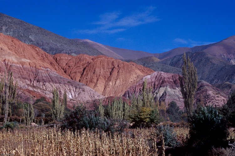 281-10.jpg - purmamarca, farbenfrohe berge