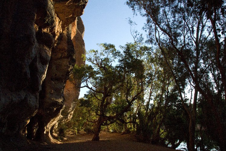 _AUS9224.jpg - am ausgang des winjana gorge