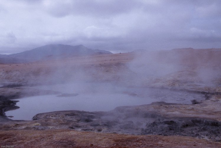 255-10.jpg - zu dem lagunen, eine heisswasserquelle auf 5000 meter