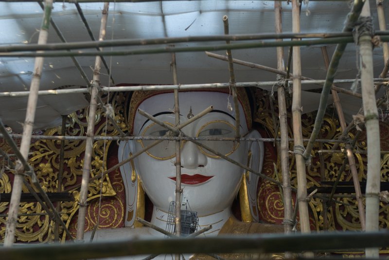 _DSC6488.jpg - pyay, der buddha mit brille