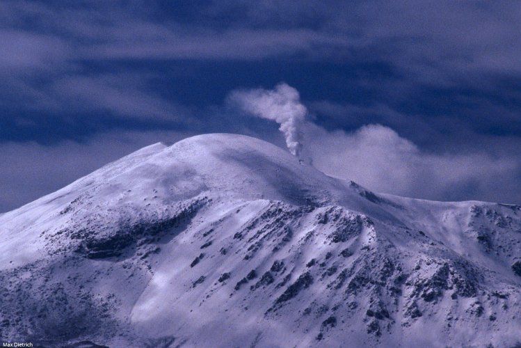 258-22.jpg - lauca, einige der vulkane sind sehr aktiv