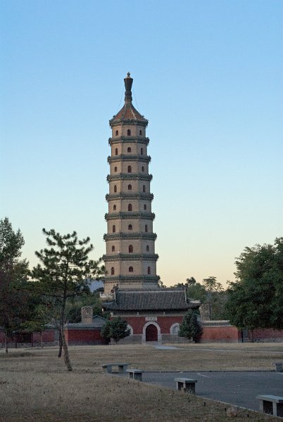 CHI_0796-Bearbeitet.jpg - pagoda