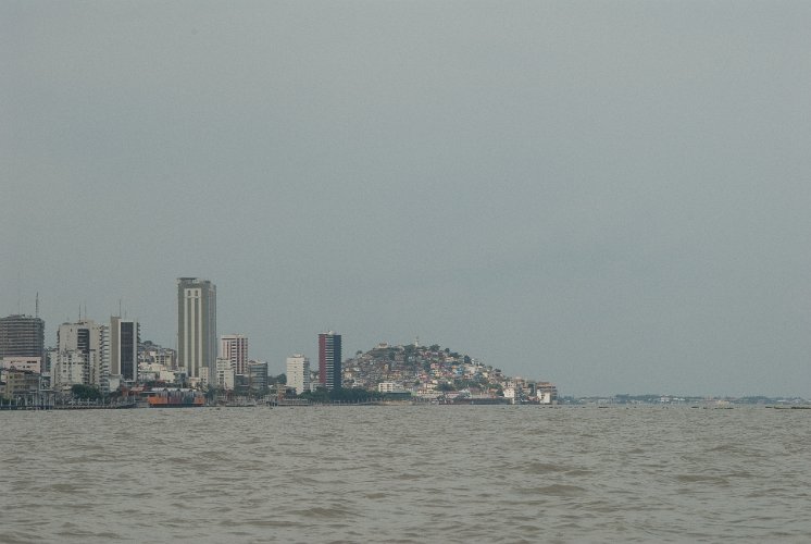 _ECU7714.jpg - guayaquil vom meer aus gesehen