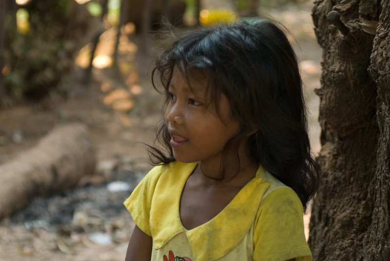 _CHI4955.jpg - auf dem weg nach siem reap, sie verkaufte palmzucker