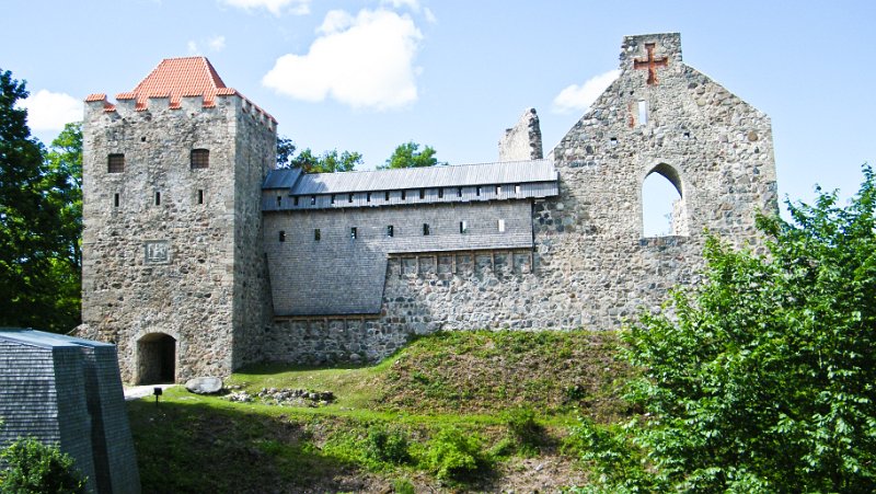 DSCF5267.jpg - Sigulda - die Burg kontrollierte das Tal