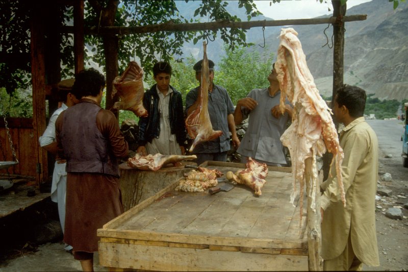 p05-17.jpg - strassenmetzgerei