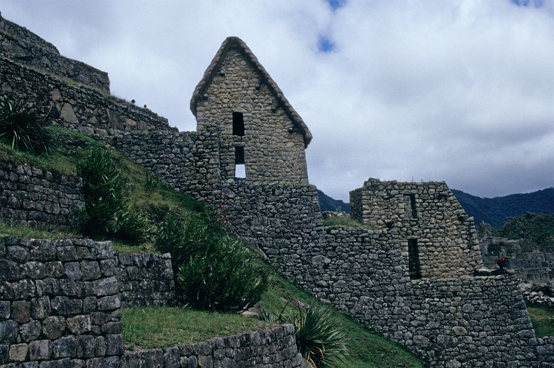 242-13.jpg - machu picchu, eindrückliche bauten