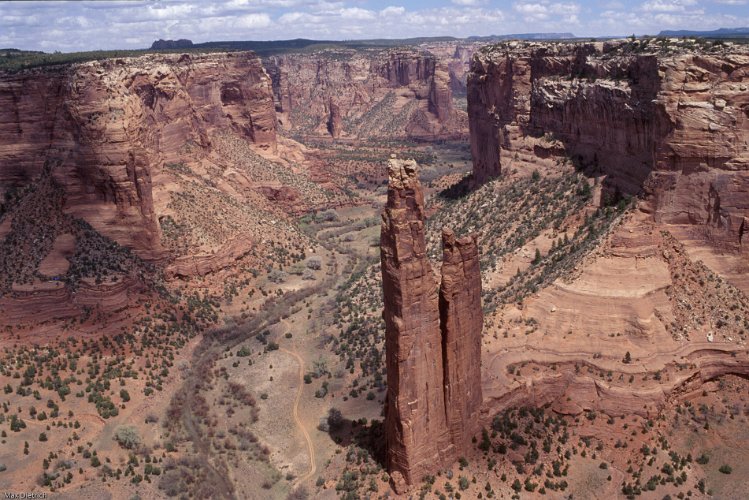 248.jpg - canyon de chelly, spider rock