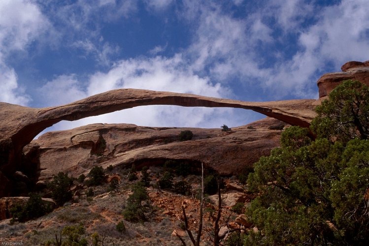 435.jpg - arches n.p., landscape arch