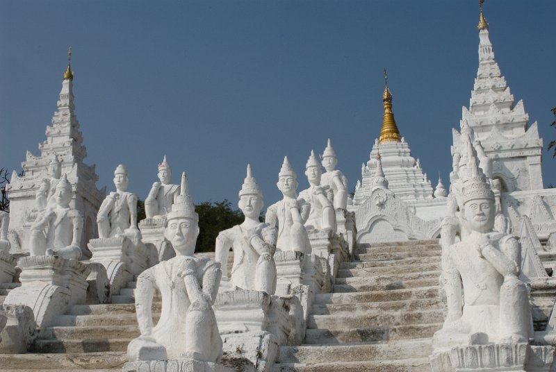 _DSC5821.jpg - mingun, the stairs from the irrawadi to the settawya paya