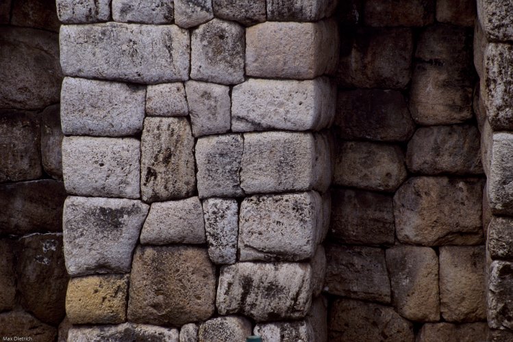 226-26.jpg - the stones fit perfectly