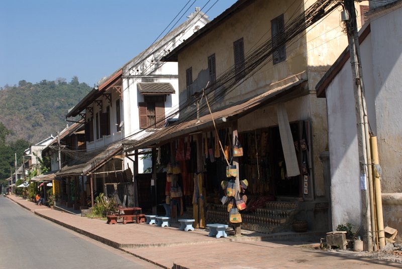 CHI_3654.jpg - luang prabang - old french colonial architecture