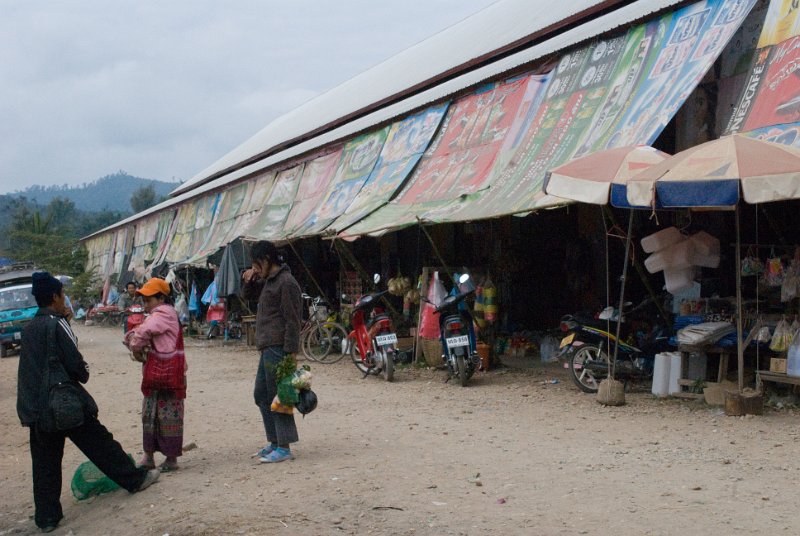 CHI_3840.jpg - na maw - the market