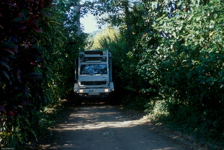 159-29.jpg - sometimes the roads were not too wide