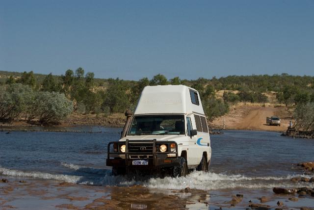 _AUS9403.jpg - here one does not want to get stuck, there are crocodiles in the river